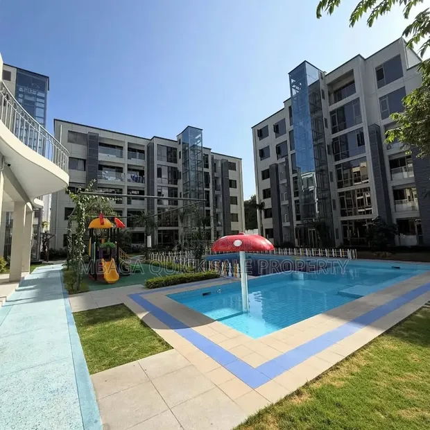 3 Bedroom Furnished Apartment for Rent in Oyster Bay - 1