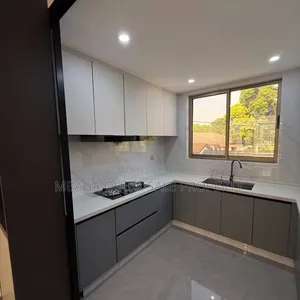 3 Bedroom Furnished Apartment for Rent in Oyster Bay
