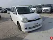Toyota Sienta 2004 Pearl - 3