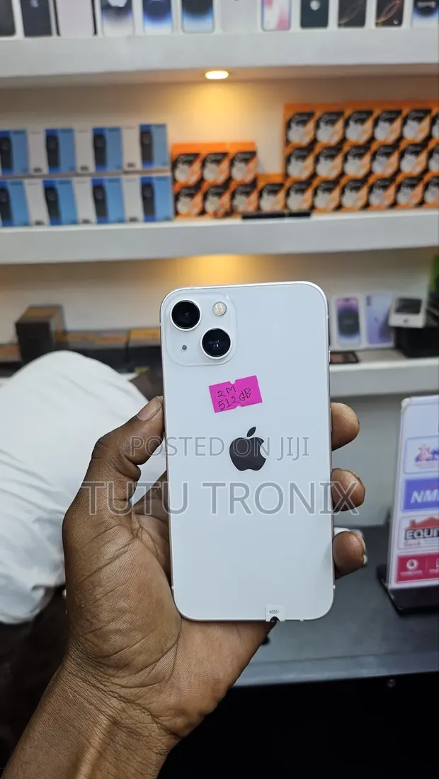 Apple iPhone 13 512GB White - 1