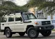 Toyota Land Cruiser Hardtop LX 2017 White - 5