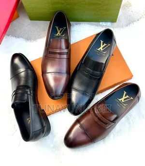 Louis Vuitton Moccasins Classic