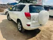 Toyota RAV4 2008 Nyeupe - 2
