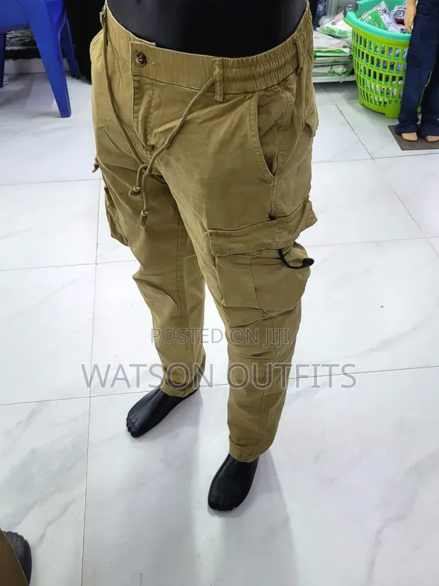 High Quality Men's Cargo Pants - 1