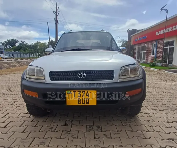 Toyota RAV4 Automatic 2000 Beige - 1