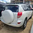 Toyota RAV4 2006 - Pearl White - 4