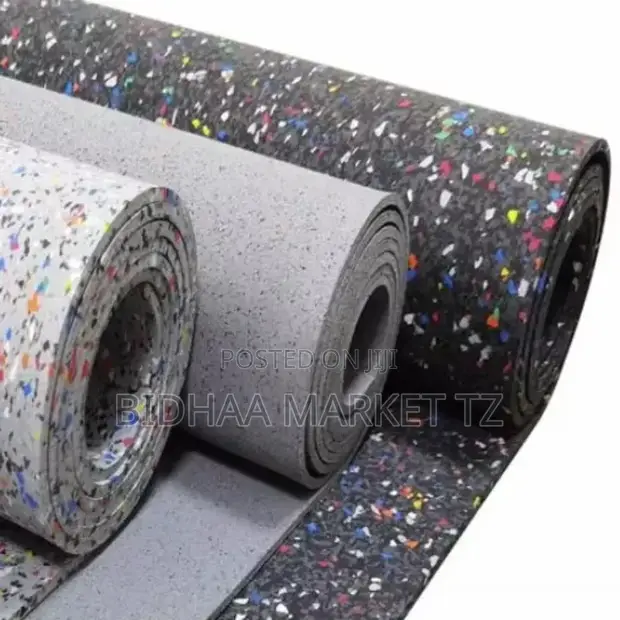 Commercial Rubber Gym Mats Roller 1m x 10m - 1