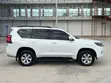Toyota Land Cruiser Prado 2017 White - 3