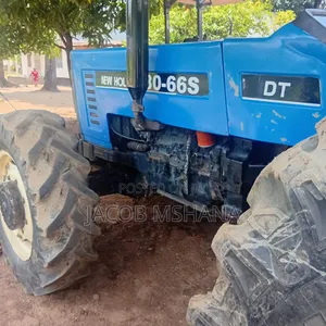 Tractor Mpya New Holland - Imetumika