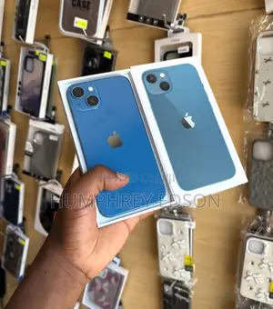 New Apple iPhone 13 128GB Blue