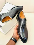 Viatu vya Ngozi vya Wanaume Nyeusi Moccasins - Chapa ya CR7 - 1