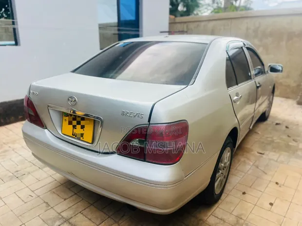 Toyota Brevis 2003 Silver - 1