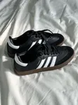 Viatu vya Adidas Samba vya Wanaume vya Ngozi - 1