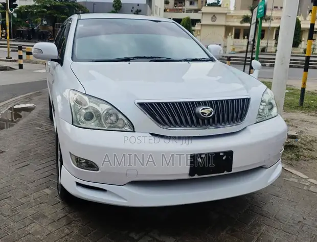 Toyota Harrier 2.4 4WD 2007 Nyeupe - 1