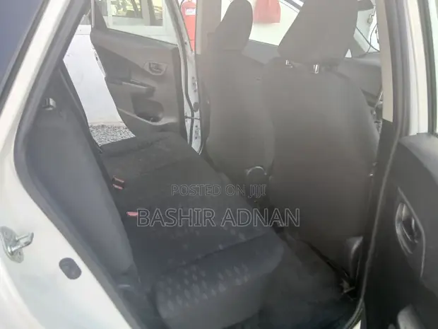 Toyota Ractis 1.5 FWD 2013 White - 1