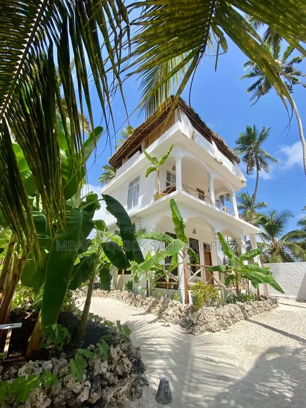 Furnished 3 Bedroom House for Rent in Bwejuu, Zanzibar - 1