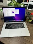 Apple MacBook Pro 2016 16GB RAM, 512GB SSD - 1