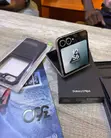 Samsung Galaxy Z Flip6 256GB Mpya Nyeusi - 2