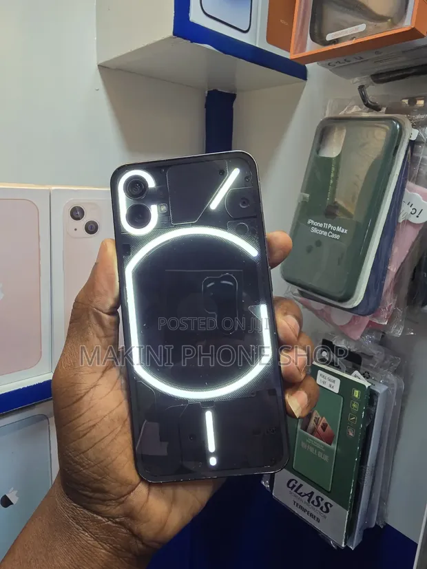 Nothing Phone 1 256GB Nyeusi - 1