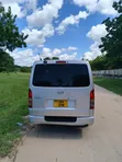 Toyota Grand HiAce 2007 Silver - 2