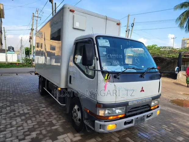 Mitsubishi Canter Box Body 1997 - 1
