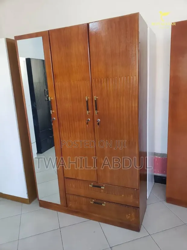 Woodstock 3-Door Locker - Brand New - 1