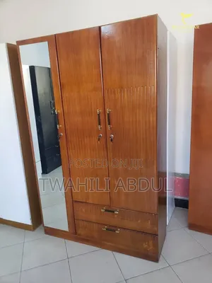Woodstock 3-Door Locker - Brand New