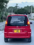Toyota Fun Cargo 2004 Red - 4