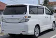 Toyota Vellfire 2008 White - 4