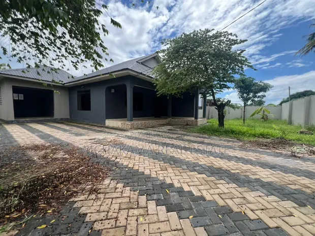 3 Bedroom House for Sale in Mchakama Real Estate, Bunju - 1