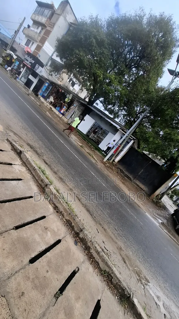 Commercial Plot for Sale - Kinondoni Mkwajuni (650 sqm) - 1