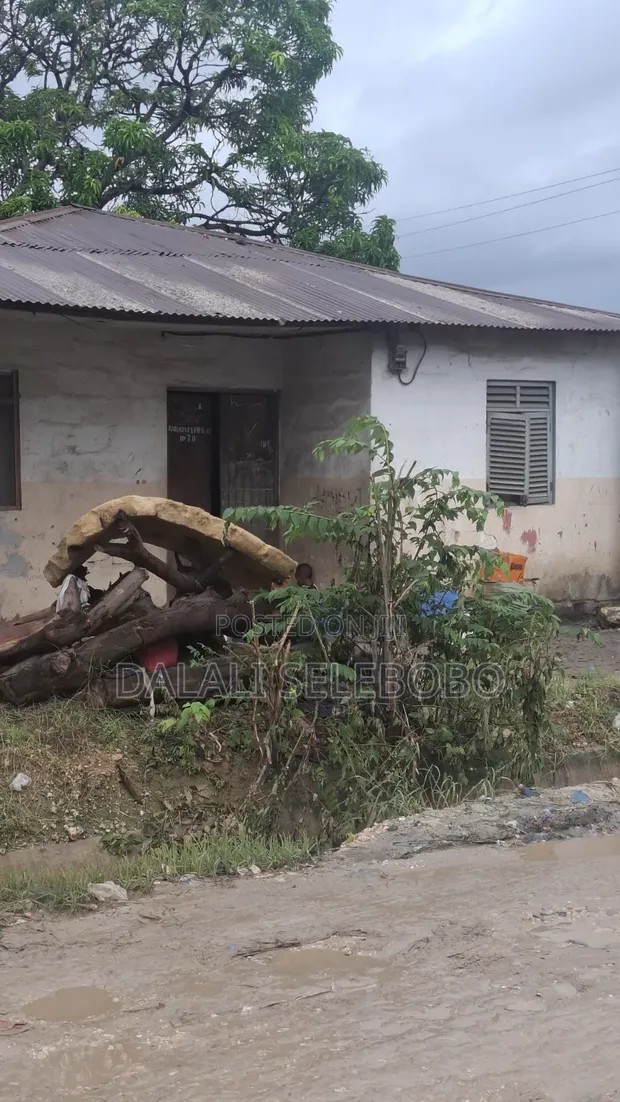 Plot for Sale - Kinondoni American Chip Area - 1