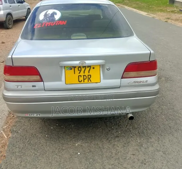 Toyota Carina 2001 Silver - 1