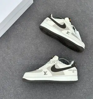 Nike Air Force 1 Low Sneakers
