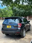 Subaru Forester 2012 Black - 1