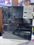 D-Link 24-Port 10/100 Desktop Switch (DES-1024D) - 2