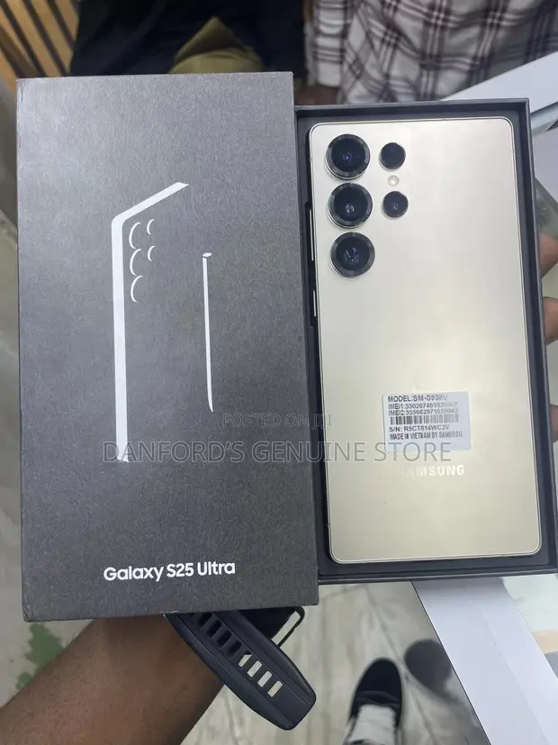 Samsung Galaxy S25 Ultra 256GB Gold - 1