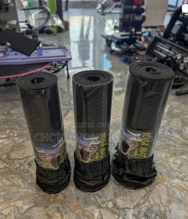 Brand New 8mm Yoga Mat - Black - 1