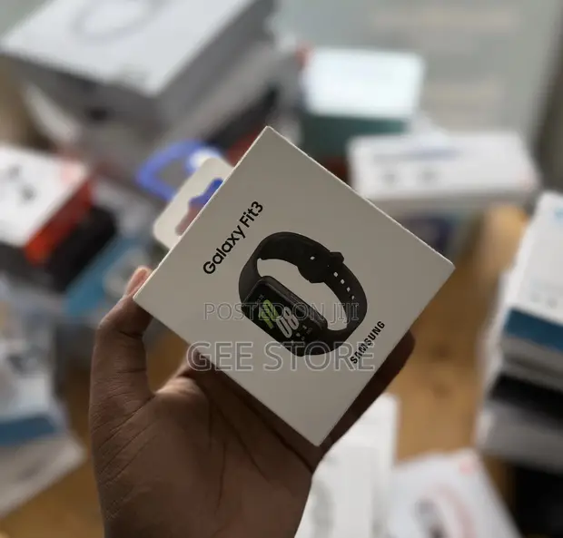 Samsung Galaxy Fit3 Smartwatch - 1