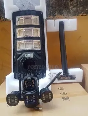 AI Solar Camera & Street Light 450W Lenzi 3