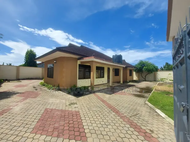 3 Bedroom House for Rent in Tabata Kimanga - 1