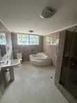 5-Bedroom House for Rent in Ada Estate - 4
