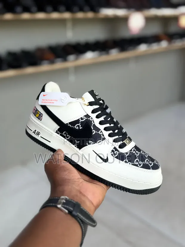 Men's Nike Air Force 1 Leather Sneakers - 1