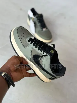 Men's Nike Air Force 1 Leather Sneakers