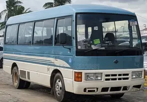 Nissan Civilian Bus 1995