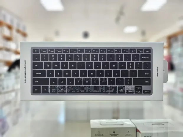 Samsung EJ-B7800 Smart Bluetooth Multi-Device Keyboard - 1