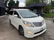 Toyota Alphard 2010 Pearl White - 2