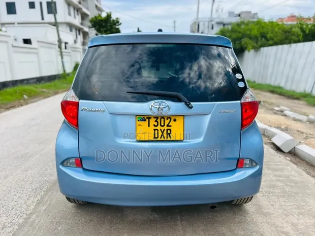 Toyota Ractis 1.5 AWD 2011 Bluu - 1