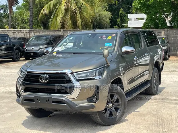 Toyota Hilux 2.4 Diesel 2020 - 1