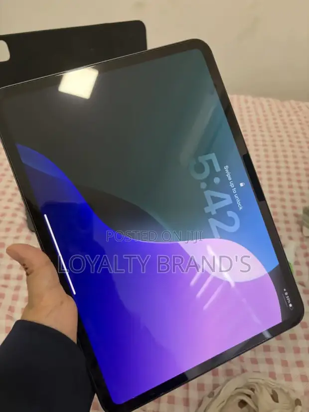 iPad Air 11-inch Mpya (2026) 128GB - 1